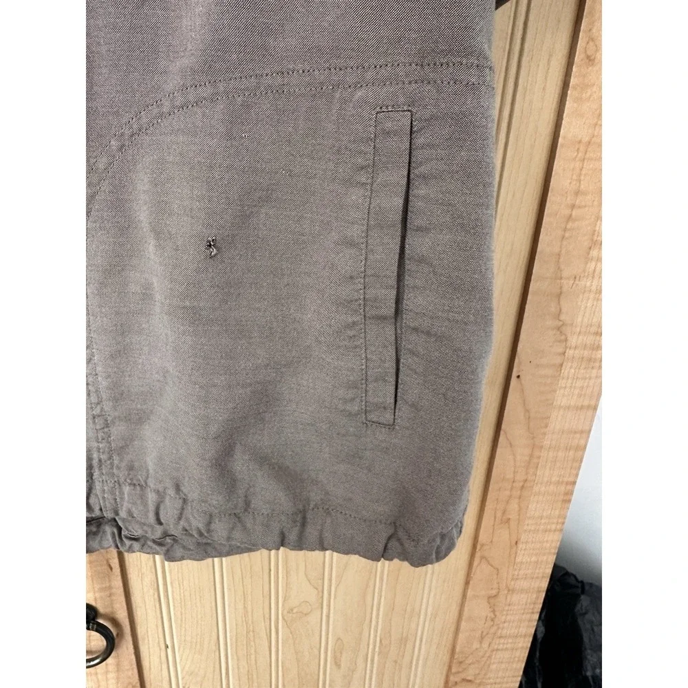 St John Brown SZ M Short Sleeve Full Zip Active Lounge Jacket *Read about flaws*